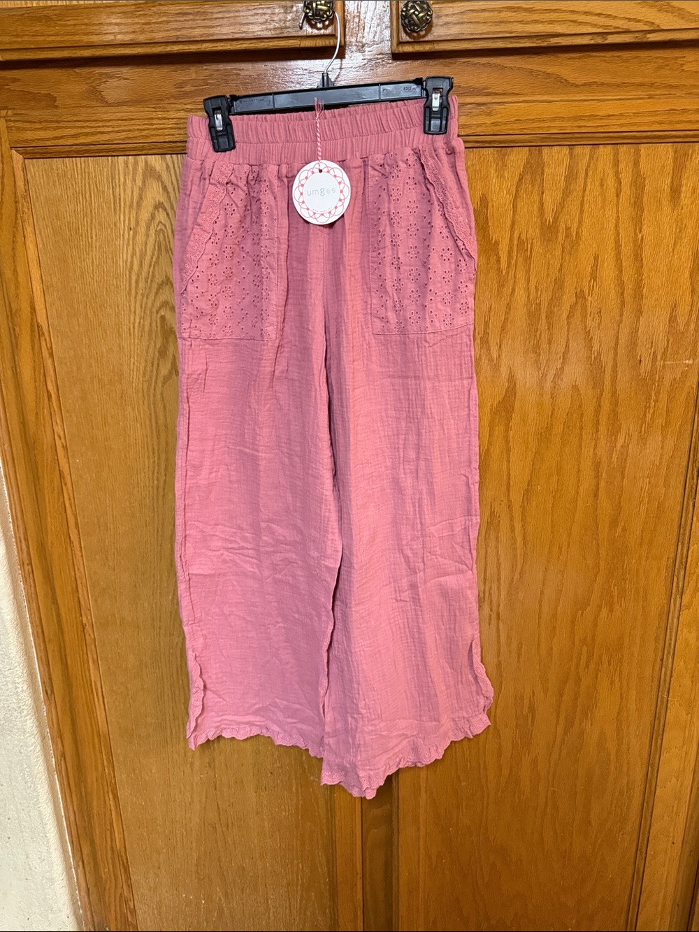 Umgee Rose Pink Cropped Wide-Leg Eyelet Pants